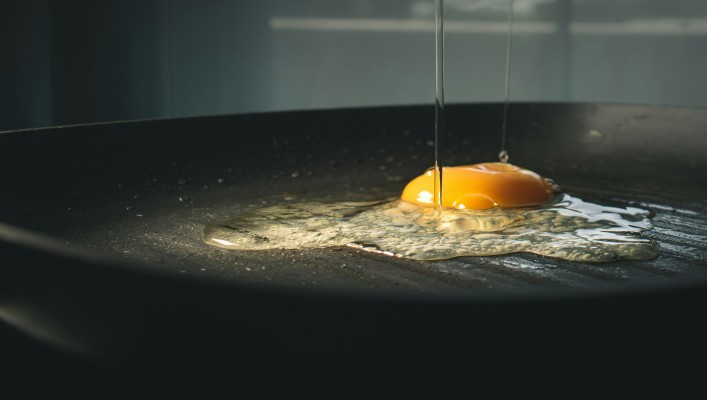 What Does Egg Yolk Color Say About Egg Quality?