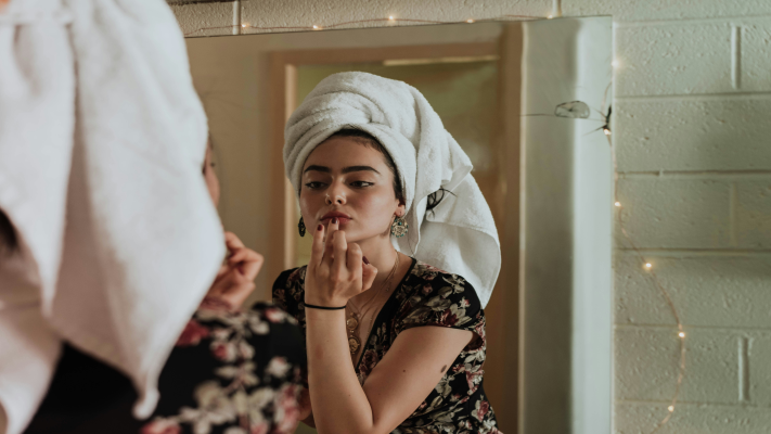 Five-Minute Beauty Fixes